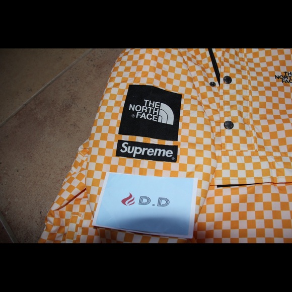 Supreme x The North Face Checkered Jacket - Picture 5 of 11